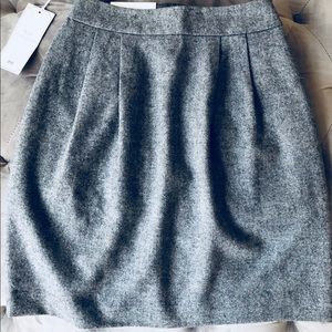 UNIQLO SKIRT A LINE -SIZE 0 - BRAND NEW